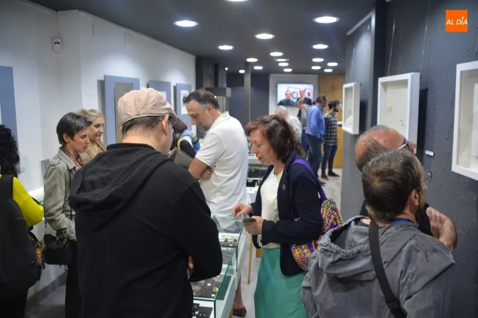 Foto 5 - La Galer&iacute;a Luis M&eacute;ndez inaugura la&nbsp;exposici&oacute;n colectiva de joyer&iacute;a y grabado &lsquo;2+1&rsquo;  