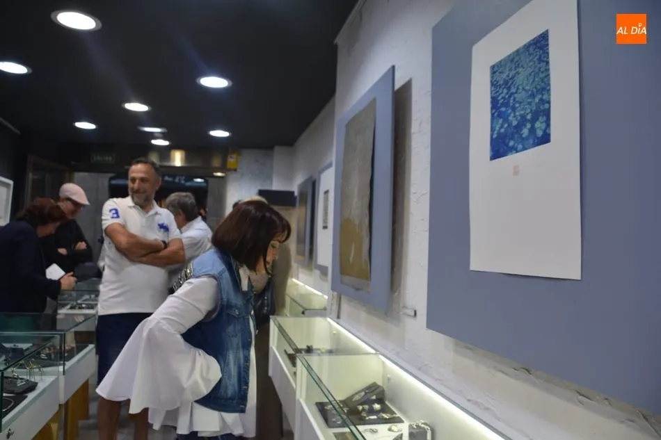 Foto 4 - La Galer&iacute;a Luis M&eacute;ndez inaugura la&nbsp;exposici&oacute;n colectiva de joyer&iacute;a y grabado &lsquo;2+1&rsquo;  