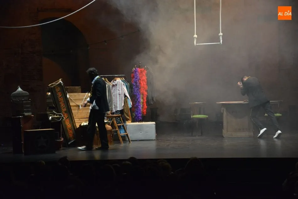 Foto 5 - Teatro de Poniente ilumina el Liceo con &lsquo;&iquest;Hac&iacute;a donde vuelan las moscas?&rsquo;