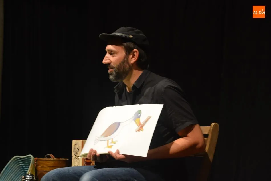 Foto 7 - Juan Malabar hace las delicias del p&uacute;blico infantil con sus &lsquo;Cuentos canallas&rsquo;