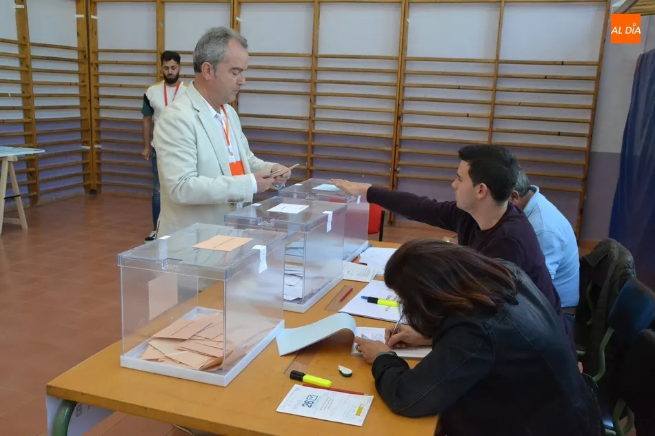 Foto 7 - Normalidad absoluta en Ciudad Rodrigo y comarca en el &ldquo;importante&rdquo; d&iacute;a del &ldquo;examen&rdquo;...