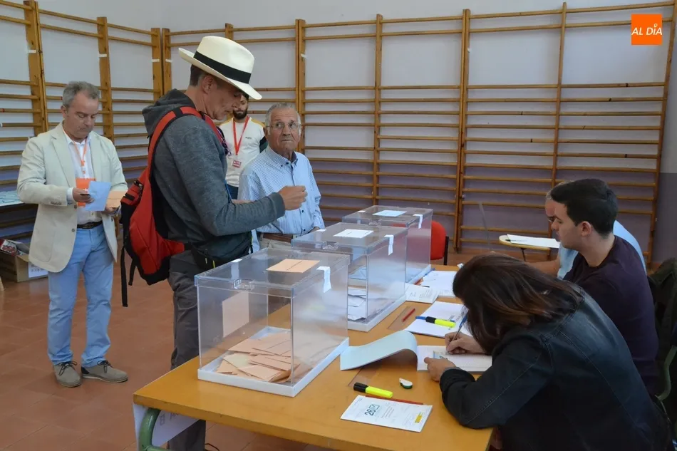Foto 8 - Normalidad absoluta en Ciudad Rodrigo y comarca en el &ldquo;importante&rdquo; d&iacute;a del &ldquo;examen&rdquo;...