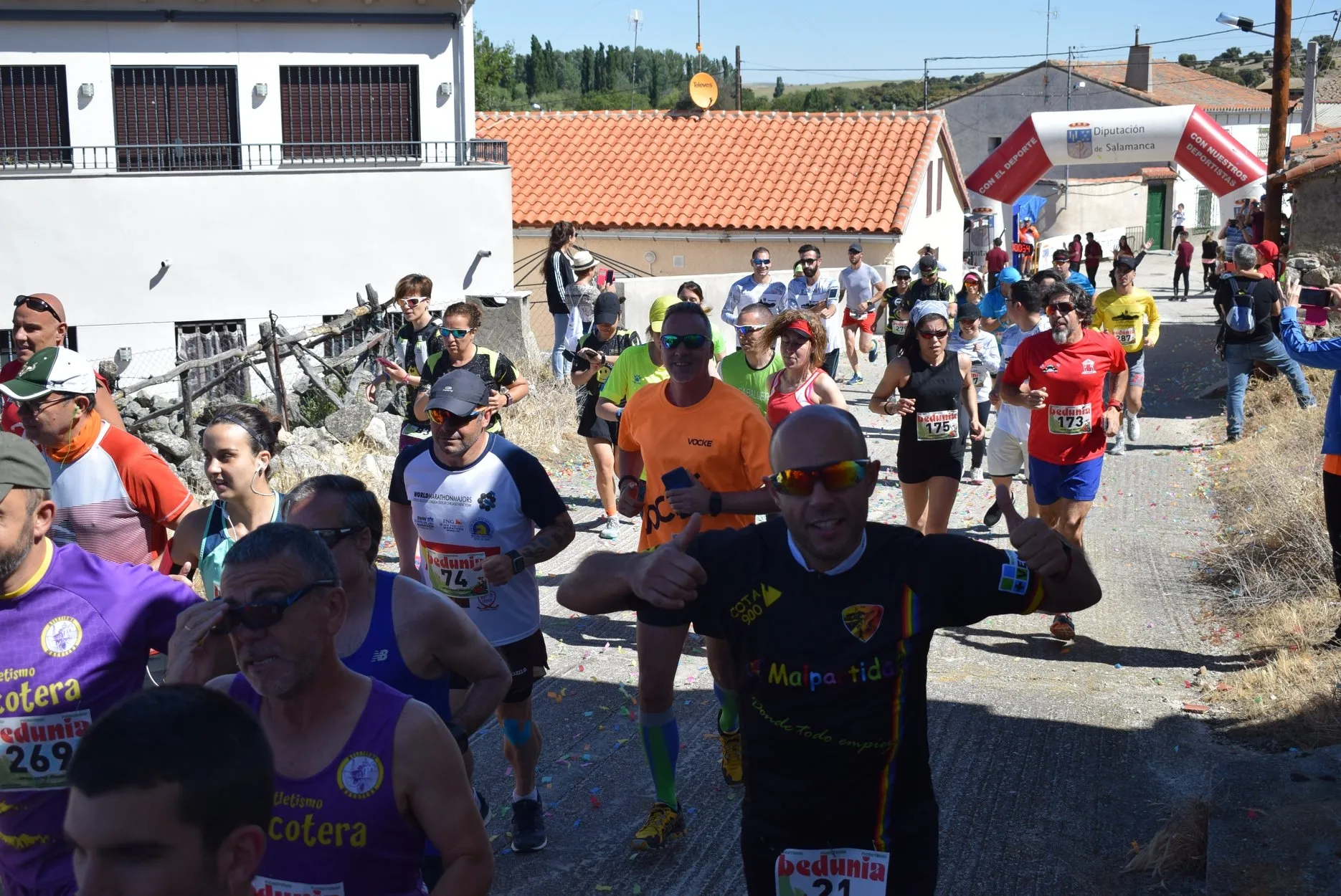 Foto 10 - Los hermanos Bueno destacan en el primer Cross de Malpartida
