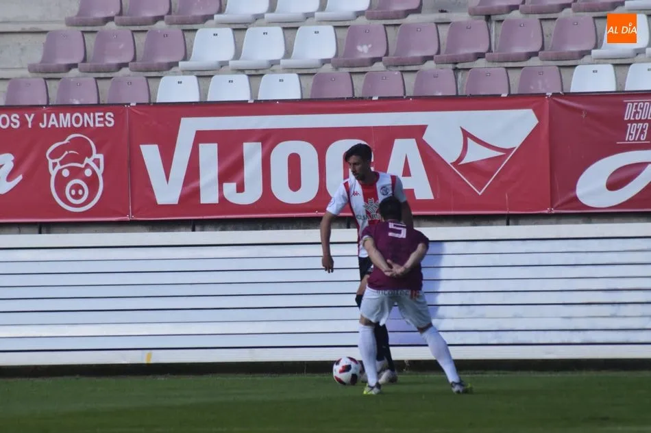 Foto 10 - Un &lsquo;salmantinizado&rsquo; Zamora acaricia el ascenso a Segunda B tras derrotar al Haro (2-1)