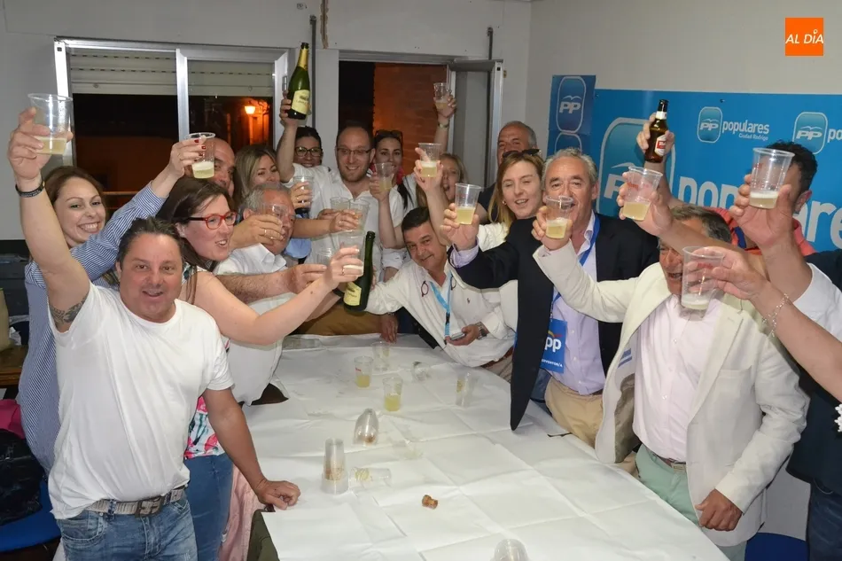 Foto 2 - El Partido Popular retorna a la mayor&iacute;a absoluta en Ciudad Rodrigo  