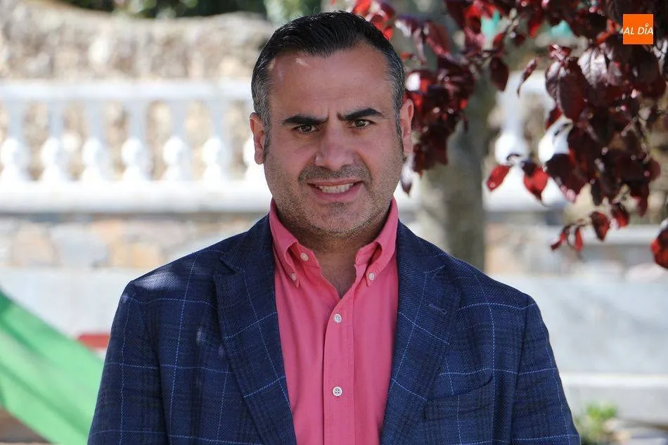 Antonio Agustín Labrador es reelegido como alcalde en San Esteban de la Sierra