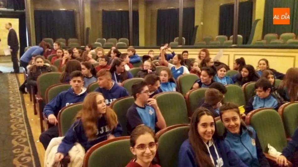 Escolares salmantinos en el Teatro Liceo, en una actividad anterior