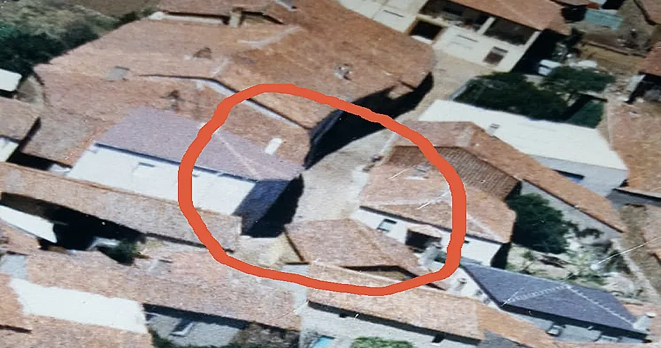 Fotografía aérea tomada en 1982 donde se aprecia hasta donde llega la calle