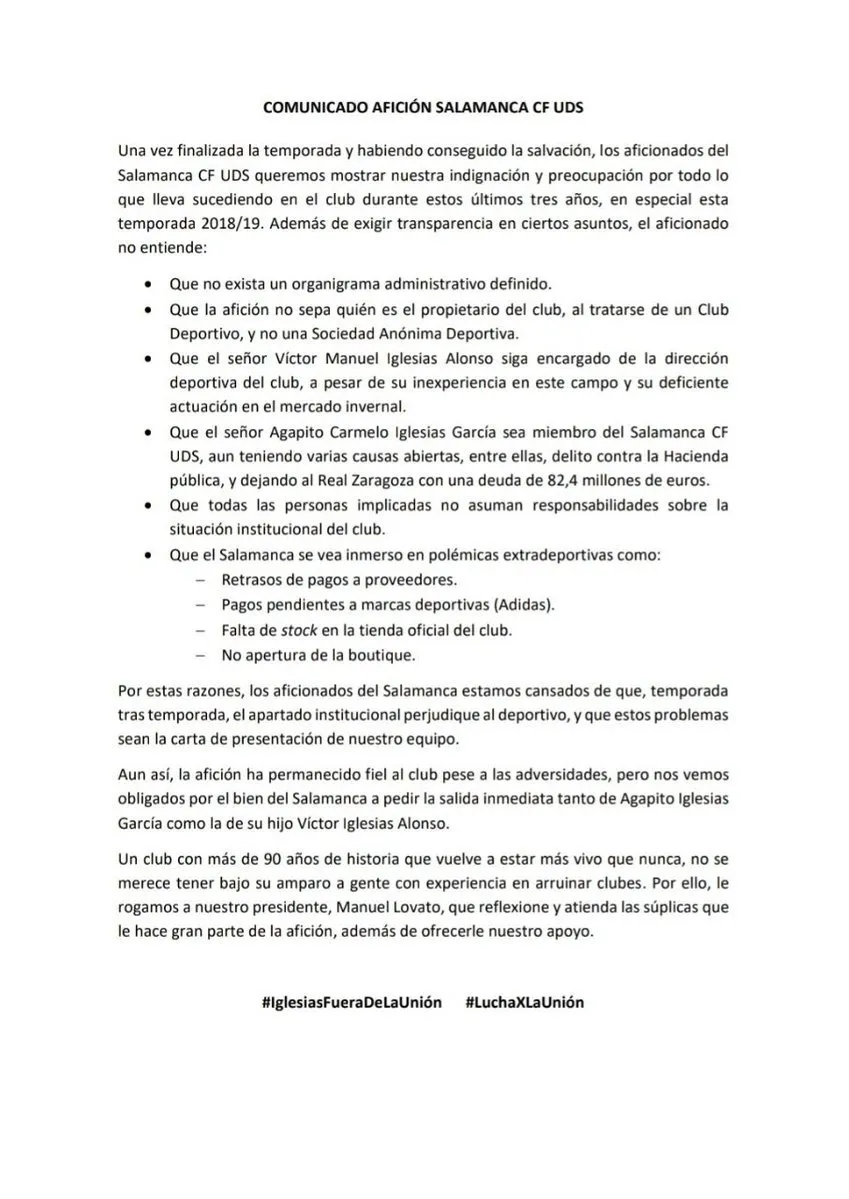 Foto 2 - Un sector de la afici&oacute;n del Salamanca UDS carga contra Agapito y V&iacute;ctor Iglesias para que...