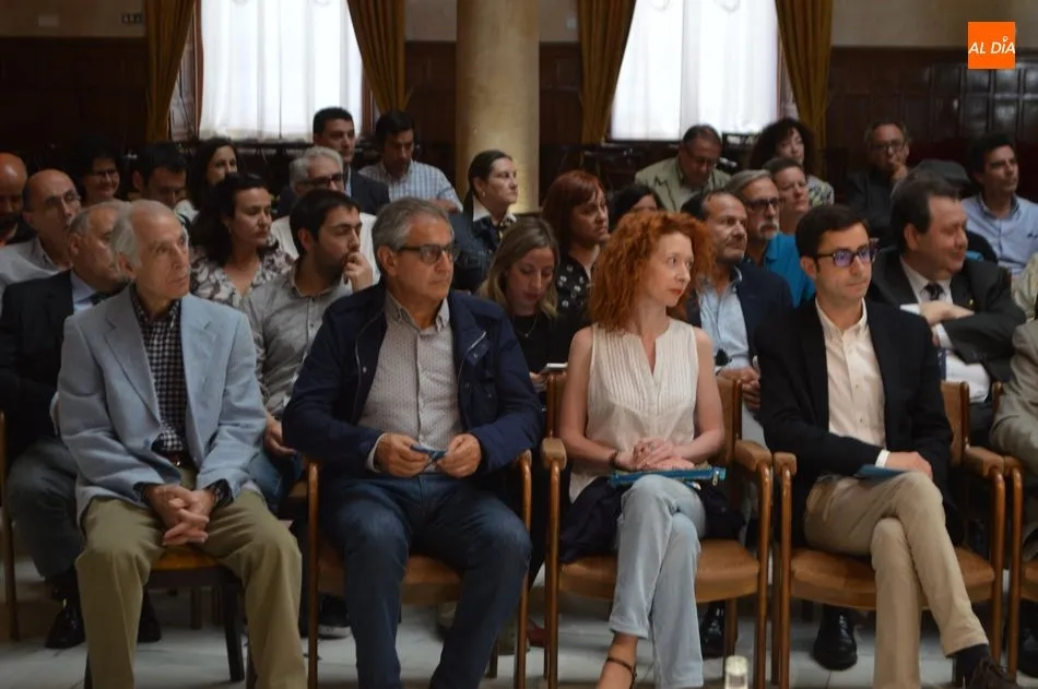 Foto 4 - La iniciativa &lsquo;Ciencia en el Parlamento&rsquo; se presenta en Salamanca  