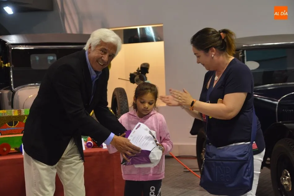 Foto 8 - Los colegios Nicol&aacute;s Rodr&iacute;guez Aniceto&nbsp;y Divino Maestro ganan el certamen &lsquo;Dise&ntilde;a tu...