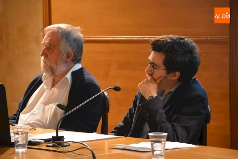 Foto 3 - Pablo Pascual ofrece en la conferencia &lsquo;Enamorarse sin estrellarse&rsquo; una s&iacute;ntesis de su tesis...