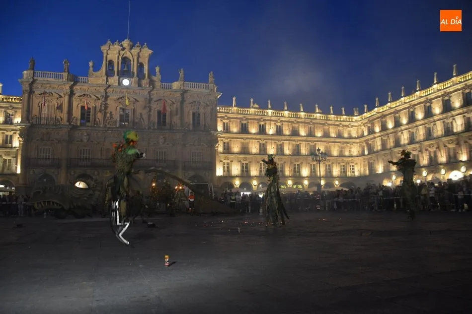 El Festival Internacional de las Artes de Castilla y León comienza con un vistoso espectáculo de...