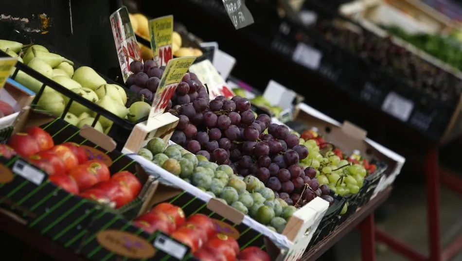 El empleo en el sector del comercio minorista de Castilla y León aumentó un 1,4 por ciento en abril respecto al mismo mes de 2018