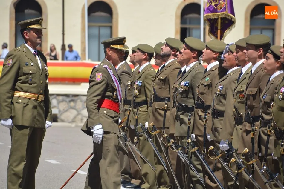 Foto 7 - D&iacute;a de fiesta en el cuartel General Arroquia con motivo del patr&oacute;n del Arma de Ingenieros