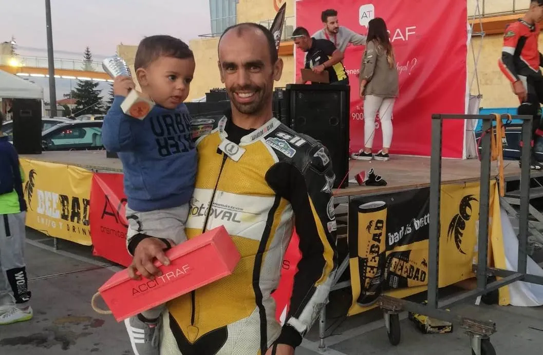Foto 3 - Team Motoval vuelve a la competici&oacute;n con doble cita este fin de semana  