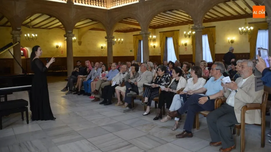 Concierto de la alumna del Conservatorio Superior Soledad Sánchez en el Casino