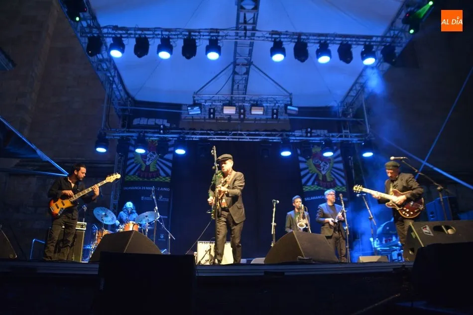 Foto 2 - Juan Perro pone el broche de oro a una variada jornada musical del F&Agrave;CYL  