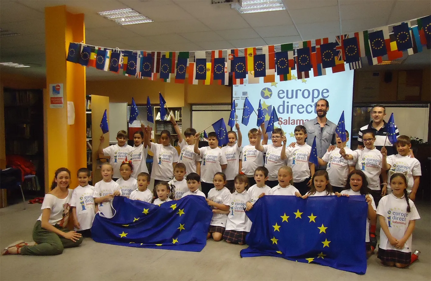 Foto de familia de los alumnos del Colegio Trinitarios