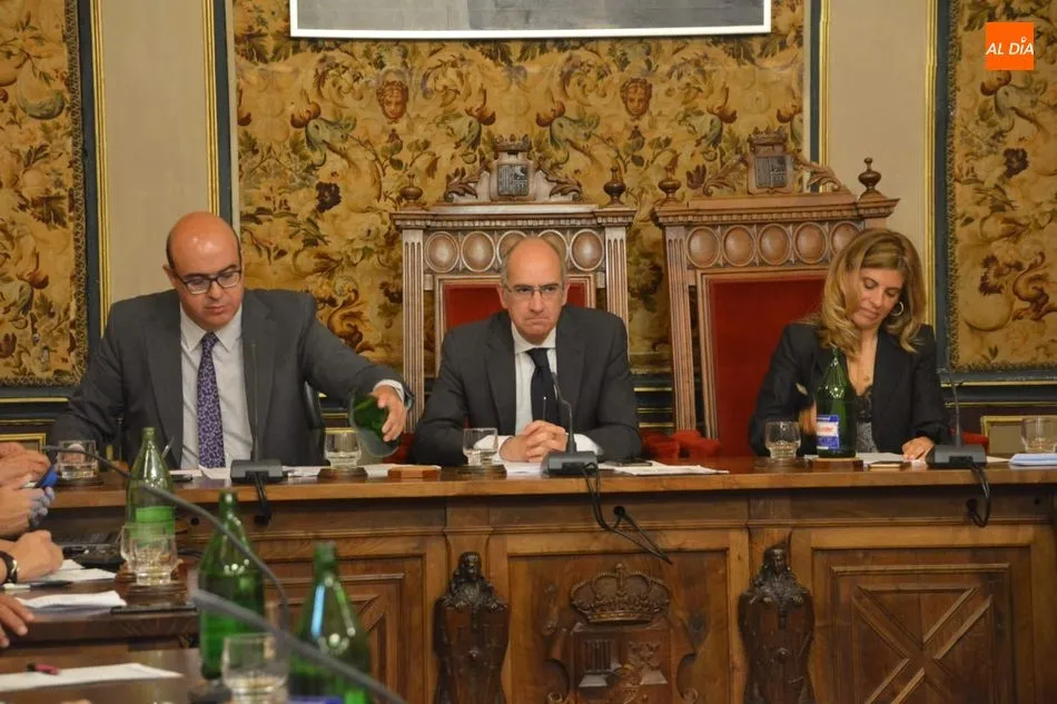 Foto 2 - Acuerdo en el pleno de la Diputaci&oacute;n para agilizar el proceso de contrataci&oacute;n electr&oacute;nica