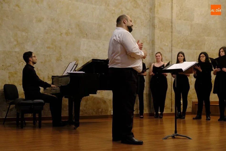 Foto 6 - El Coro Juvenil Ciudad de Salamanca emociona en su concierto de fin de curso  