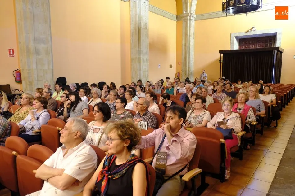 Foto 3 - El Coro Juvenil Ciudad de Salamanca emociona en su concierto de fin de curso  