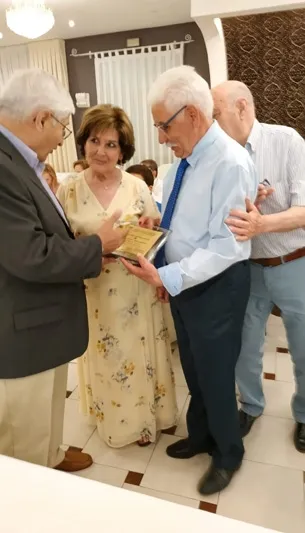 Foto 3 - Un brindis por medio siglo de amor para 18 parejas de la comarca