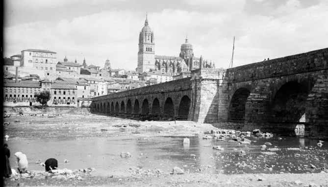 Foto 2 - La puerta del r&iacute;o por la que entr&oacute; An&iacute;bal a&nbsp;​Salamanca  