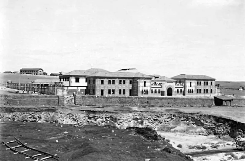 Foto 3 - La c&aacute;rcel vieja, arquitectura e historia de la posguerra