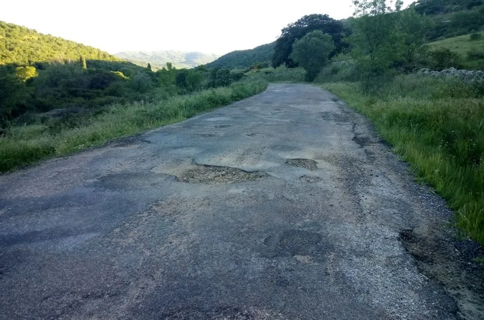 Foto 3 - UPL pide a la Diputaci&oacute;n que arregle con urgencia la carretera de acceso a Montemayor del R&iacute;o...