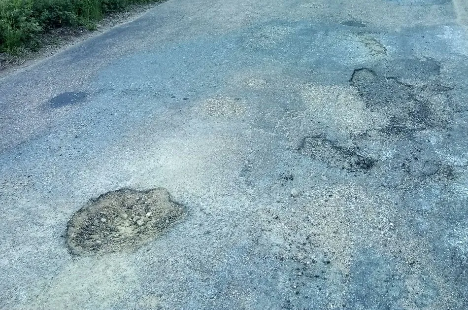 Foto 2 - UPL pide a la Diputaci&oacute;n que arregle con urgencia la carretera de acceso a Montemayor del R&iacute;o...
