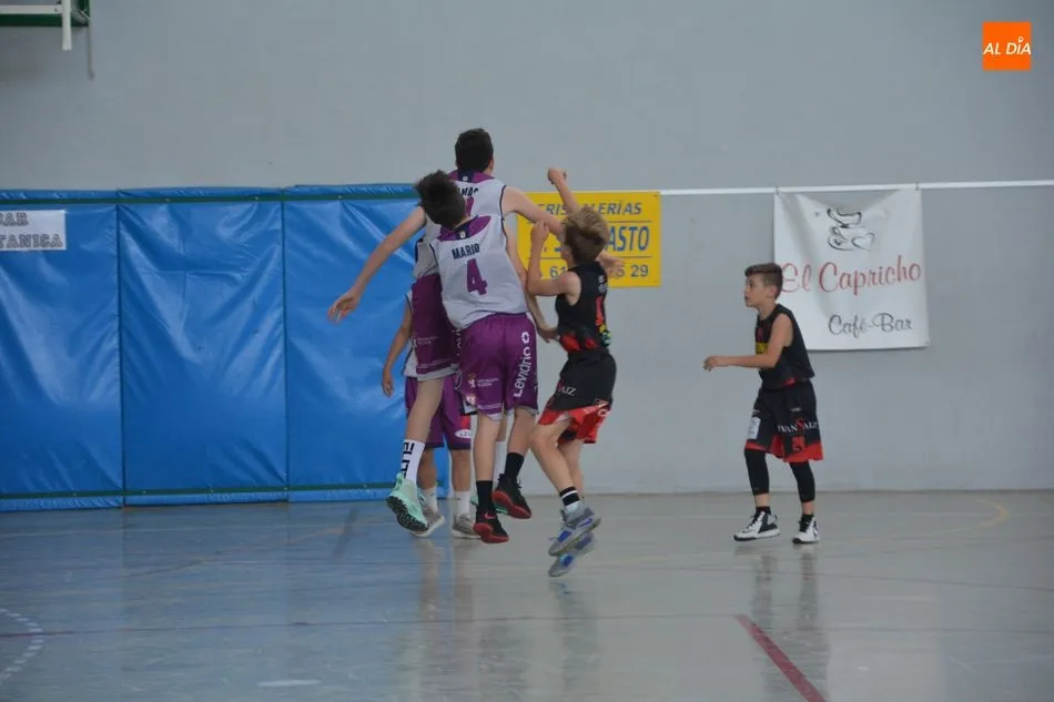 Foto 9 - Multitudidario Torneo Internacional de Baloncesto Ciudad de Santa Marta con 1.500 deportistas