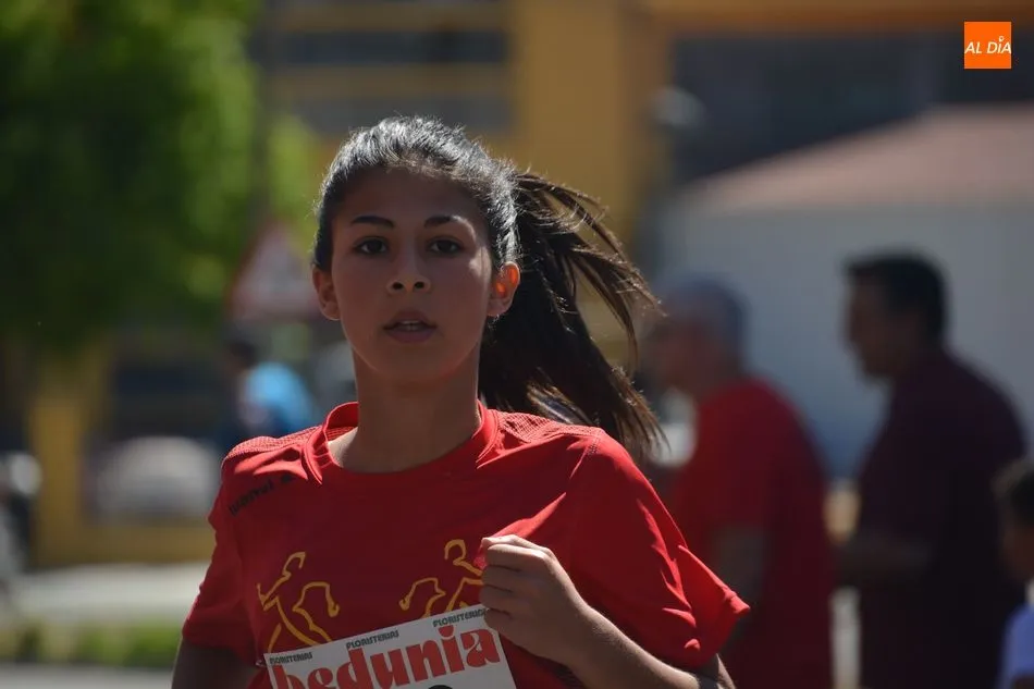 Foto 2 - &Eacute;xito de participaci&oacute;n en la XXII edici&oacute;n del Cross de la Polic&iacute;a Local y la Carrera Infantil
