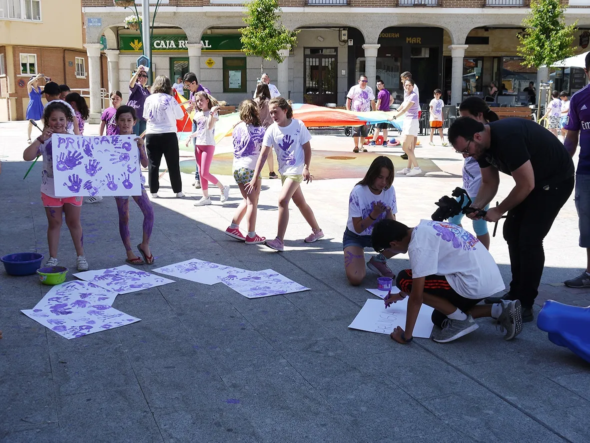 Foto 4 - Carbajosa se pringa contra la violencia de g&eacute;nero