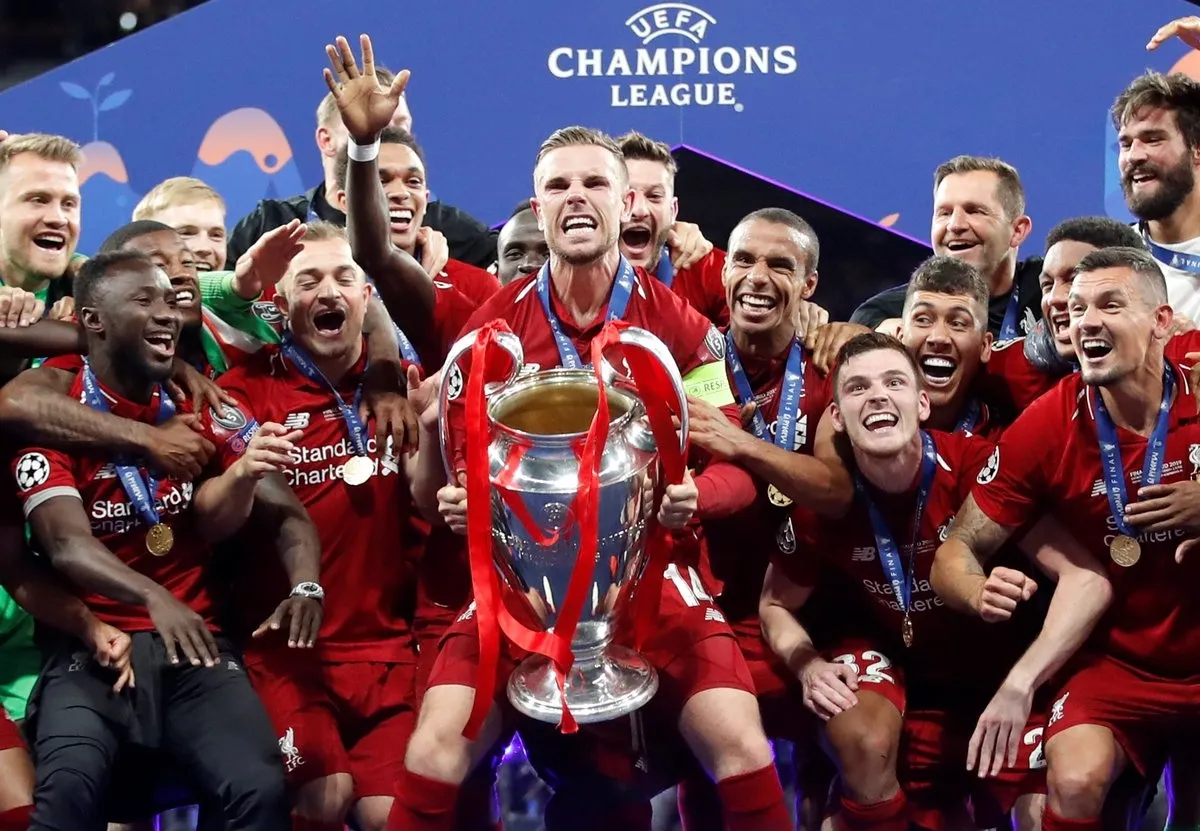 Henderson levanta la Champions / REUTERS