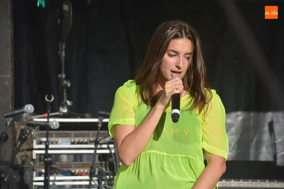Foto 5 - La m&uacute;sica de Delaporte marca el ritmo de los salmantinos