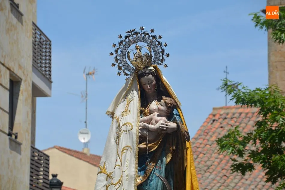 Foto 5 - D&iacute;a grande en Villamayor en honor a la Virgen de los Remedios