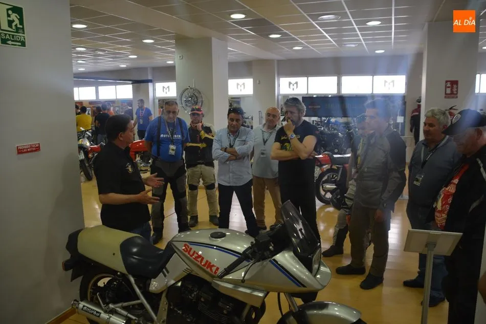 Foto 11 - Moteros procedentes de Alba visitan el Museo de la Moto de Santa Marta