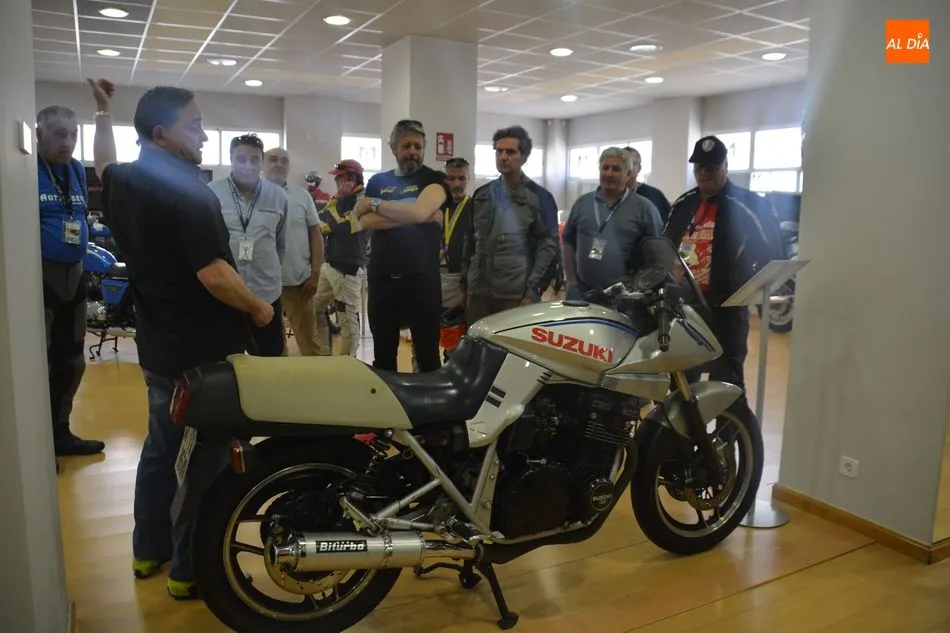 Foto 4 - Moteros procedentes de Alba visitan el Museo de la Moto de Santa Marta