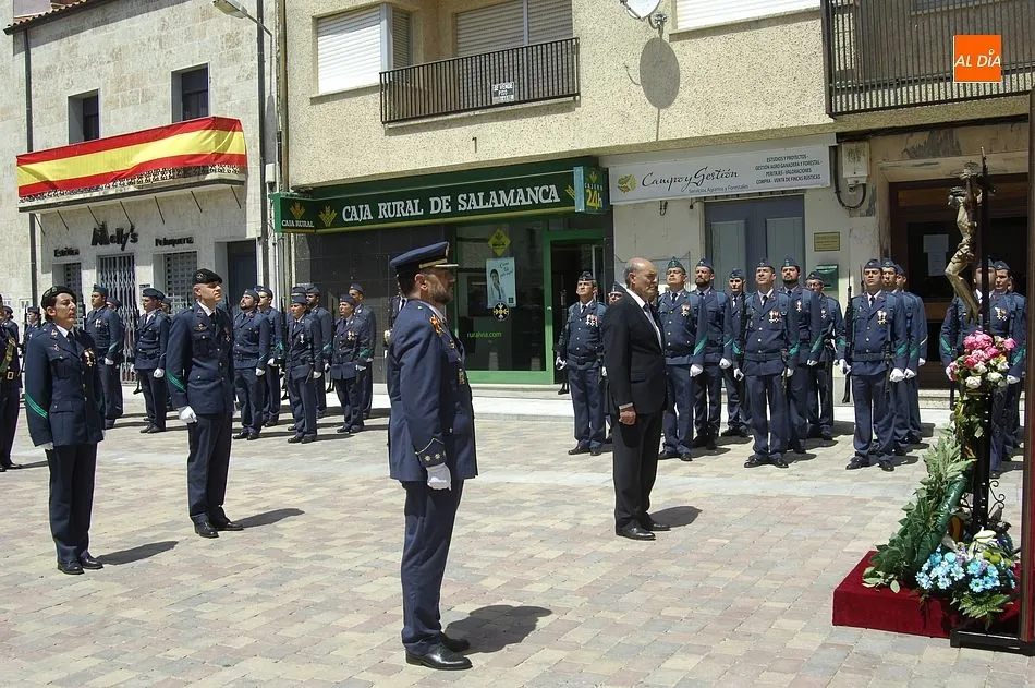Foto 8 - M&aacute;s de 150 personas muestran su amor a Espa&ntilde;a jurando bandera en La Fuente de San Esteban  