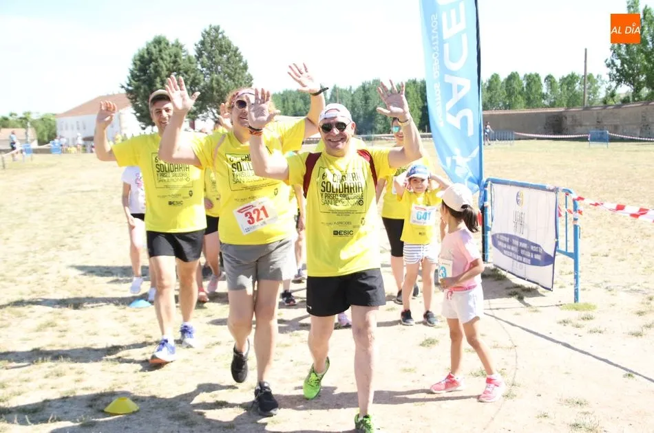 Foto 11 - Una carrera para la inclusi&oacute;n y la convivencia