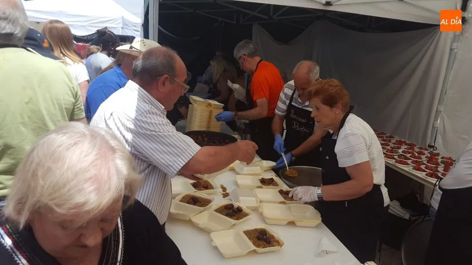 Foto 3 - La Feria de la Fresa se despide con buen estado de salud
