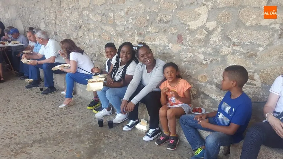 Foto 2 - La Feria de la Fresa se despide con buen estado de salud