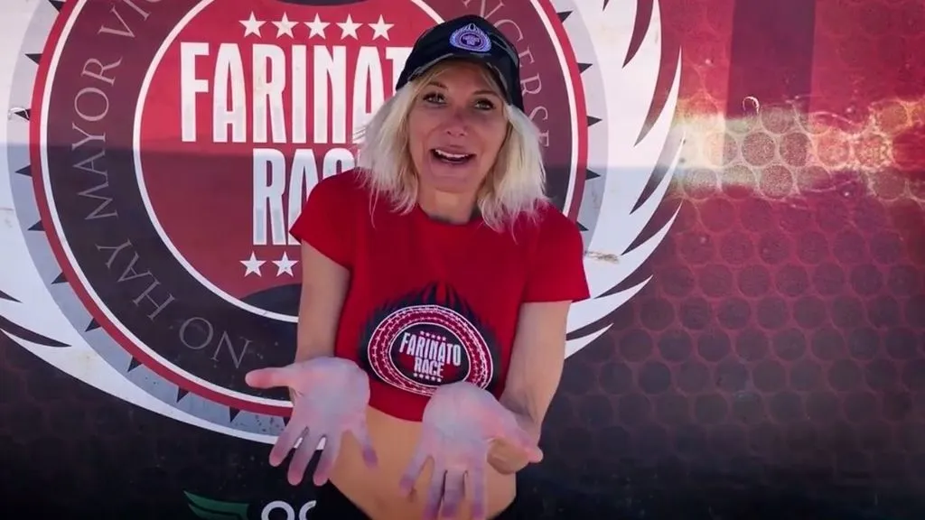 Yola Berrocal cuenta en ‘Sábado Deluxe’ su participación en la Farinato Race de Cuenca  