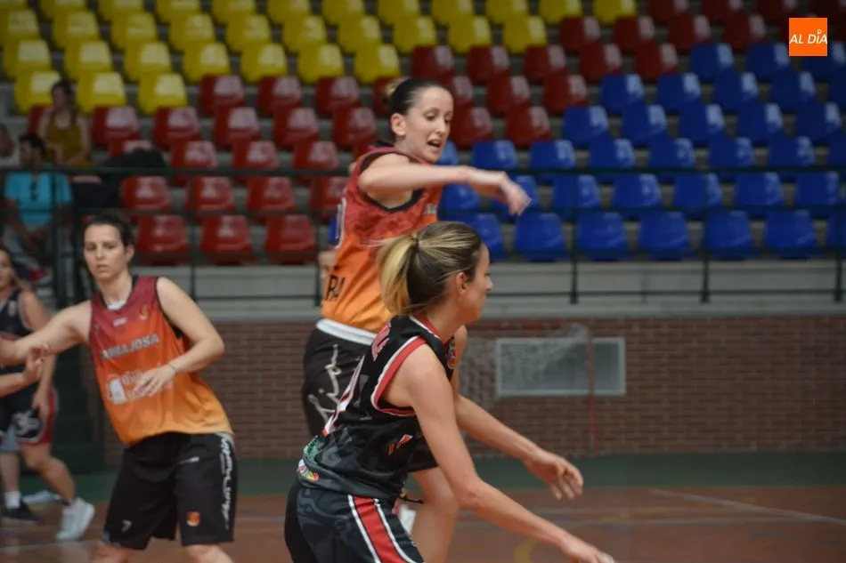 Foto 10 - El Carbajosa se lleva la Final Four por partida doble