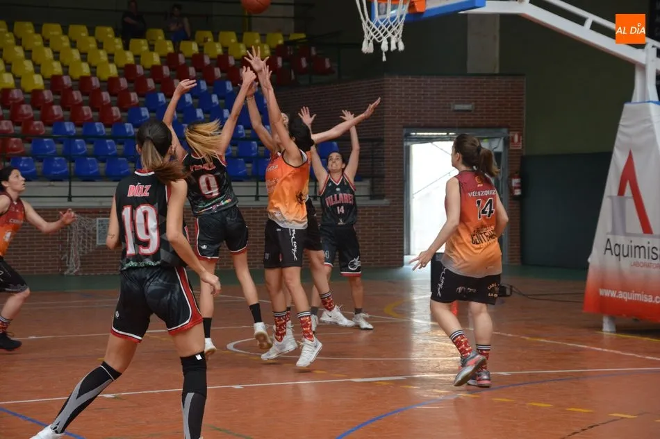Foto 3 - El Carbajosa se lleva la Final Four por partida doble