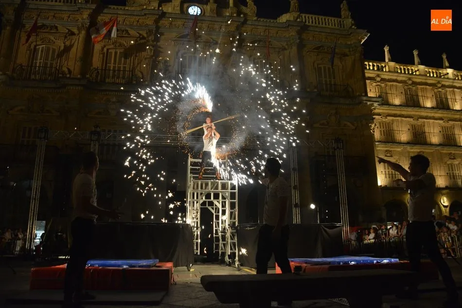 Foto 3 - El imponente show belga &lsquo;On fire&rsquo;&nbsp;del&nbsp;Cirq&rsquo;ulation Locale echa el cierre al FACYL 2019