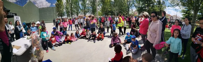 Foto 6 - El 4&ordf; Paseo Saludable en favor de la Asociaci&oacute;n de Padres de Ni&ntilde;os Sordos bate r&eacute;cord con m&aacute;s...