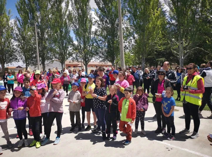 Foto 3 - El 4&ordf; Paseo Saludable en favor de la Asociaci&oacute;n de Padres de Ni&ntilde;os Sordos bate r&eacute;cord con m&aacute;s...