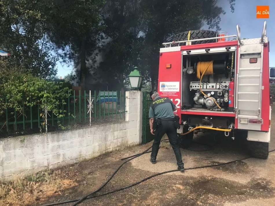 Foto 4 - La oleada de incendios azota a Villamayor en una zona pr&oacute;xima al Parque Tecnol&oacute;gico